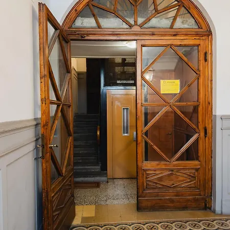 Am Collection Cavour Bed & Breakfast